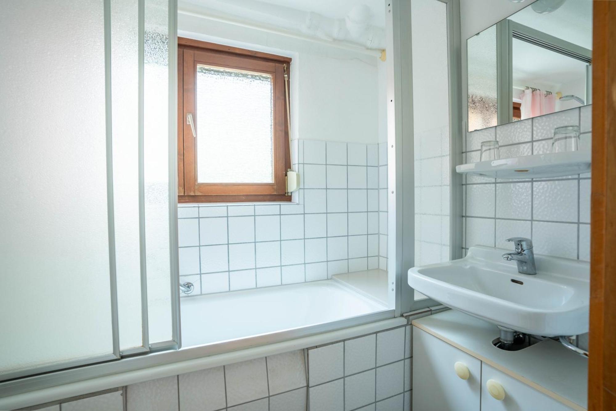 Zum Torkelhaus Hotell Sipplingen Eksteriør bilde